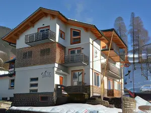 Dolomites B&B - Suites, Apartments and Spa