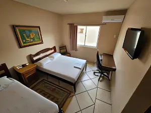 Hotel Pontal