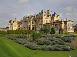 Stoke Rochford Hall