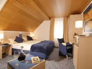 아들러 호텔 가르니