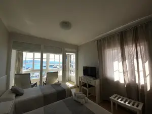 Hotel Cais