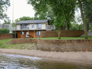Riverside Resort