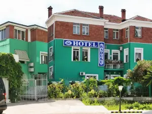 卡杜庫飯店