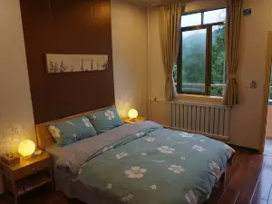 Zheng'an Forest Xiaozhu Homestay