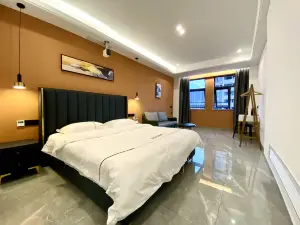 Liangchen Meijing Serviced Apartment