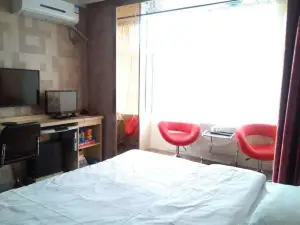 Holiday Hotel Tongjiang Harbour