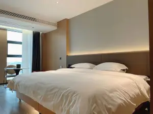 蓝湖秀智慧公寓(临颍东方国际亿洲城店)