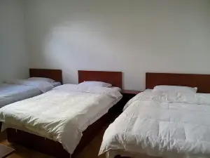 Jiachayujia Hotel