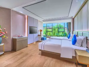 Ningyu Lianchuang Business Hotel