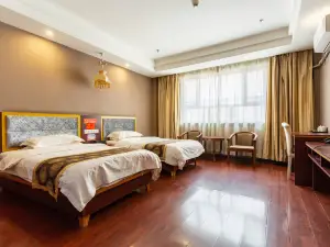 Celebrity City Hotel