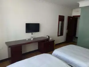 Luanchuan Yueke Liangqi Homestay