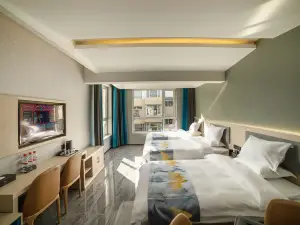 Zuoyun Xuanjia Zhixuan Business Hotel