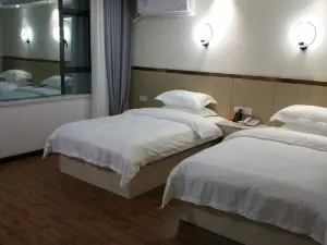 Nanzhang Jinzhong Xiangqing Holiday Hotel