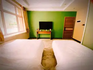 Jidong Jiu'ai Youjia Express Hotel