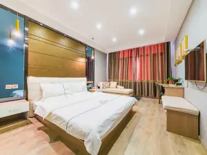 Wuqiao Yueju Business Hotel