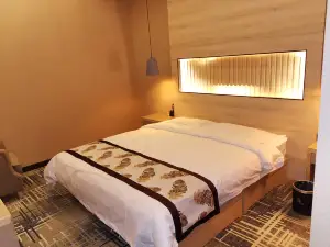 โรงแรมเอ็กซ์เพรสฮุ่ยฟู่