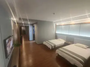 Yunqi Business Homestay
