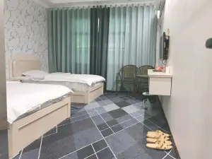 Chongqing Self-Li Hotel