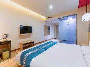 Fufeng Zhishang Hotel