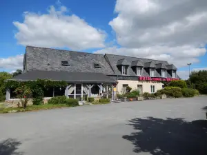 Logis Hôtel Lodge la Valette
