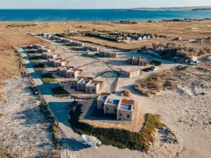 Keros Blue - Luxury in Wilderness