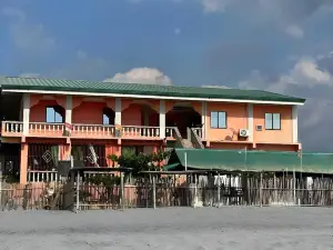 Mommy Linda Beach Resort