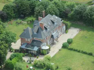 Chambres d'Hôtes & Spa le Chat Chez Qui j'Habite