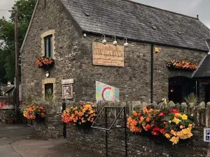 Sgwd Gwladys Lodge