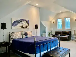 Goldilocks Bed & Breakfast