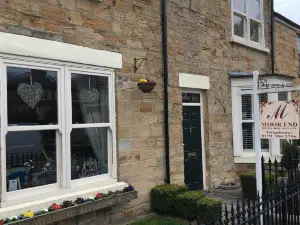 Moor End House Bed & Breakfast