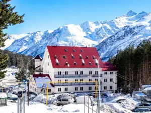 Hotel Alpina