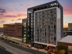 AC Hotel St. Louis Clayton