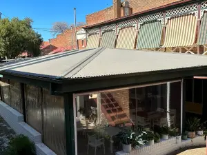The Fed and Bed Temora