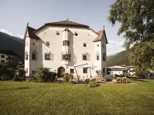 Ansitz Heufler by Norbert Niederkofler