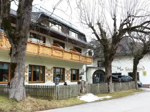 Hof Zur Steinwänd