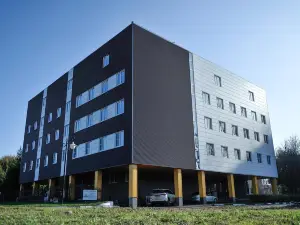 Oblaka Hotel