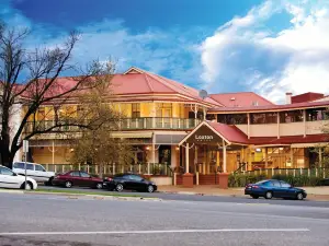 ลอกซ์ตัน คอมมิวนิตี้ โมเต็ล