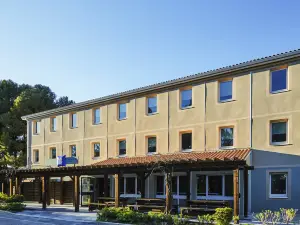 Logis Hôtel de Port d'Alon - St Cyr Sur Mer