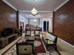 Rumah kenangan Harun Diana