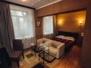 Ulan Hotel