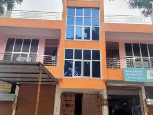 OYO Flagship Ak Hotel