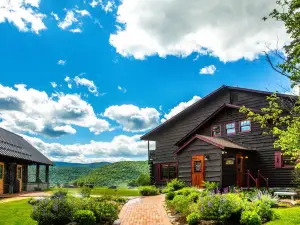 Garnet Hill Lodge