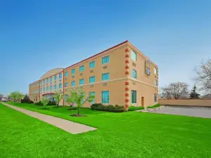 克利夫蘭機場貝斯特韋斯特套房飯店