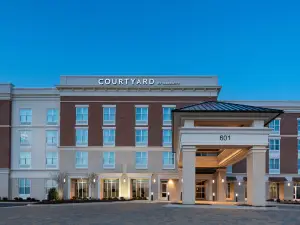 Courtyard Jackson Madison
