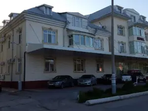 Kamilla Hotel