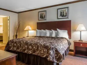 Rodeway Inn & Suites