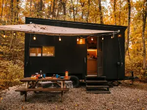 Postcard Cabins Machimoodus