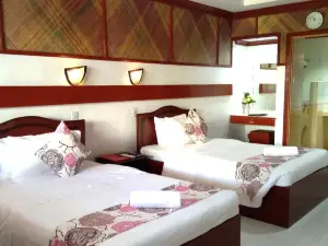 Paradise Island Park & Beach Resort