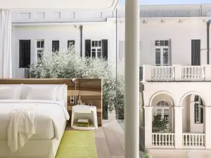 R48 Hotel and Garden
