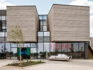 エスカパダ・シルバーストーン